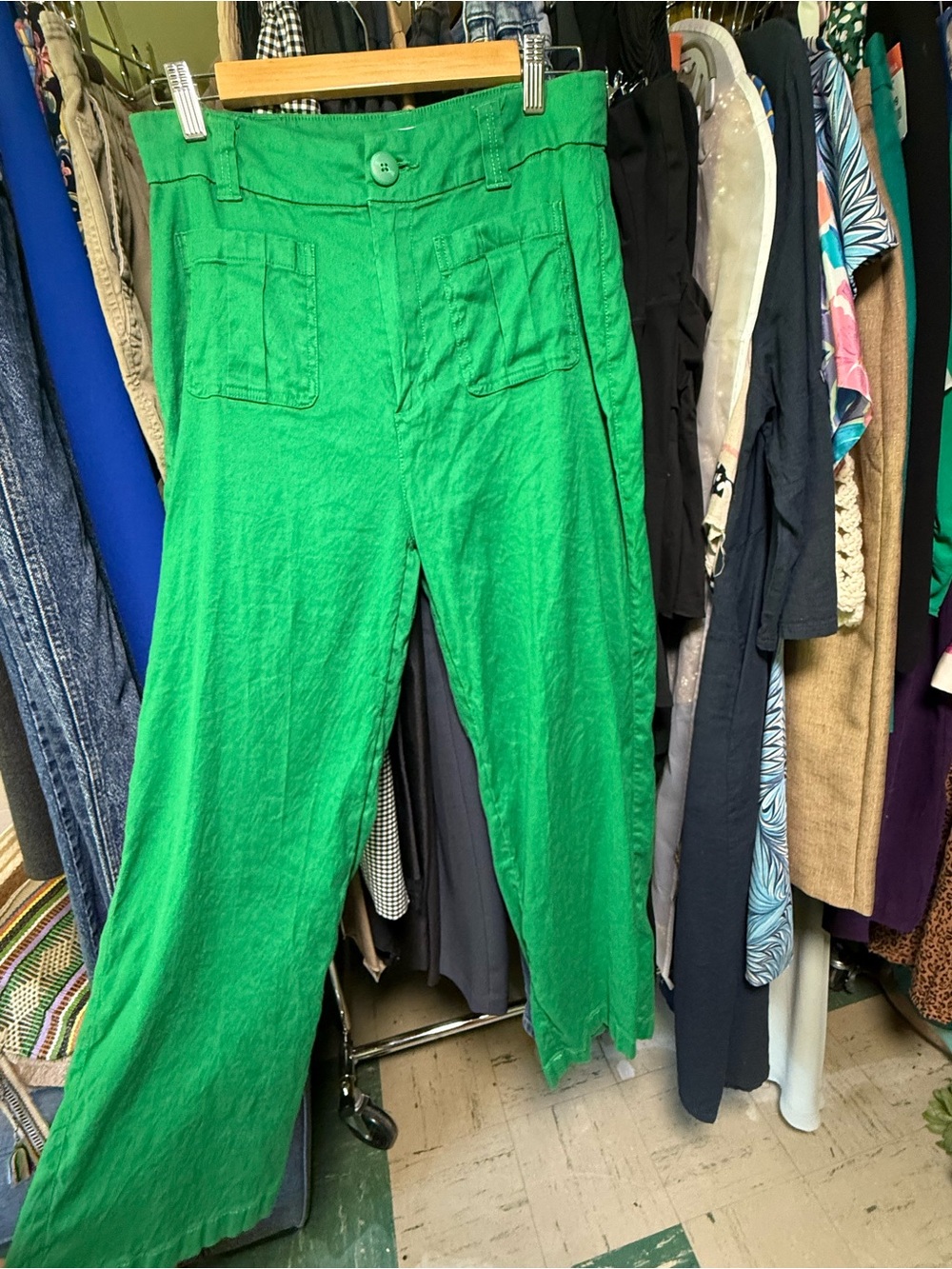 Bright Green Wide-Leg Linen Pants